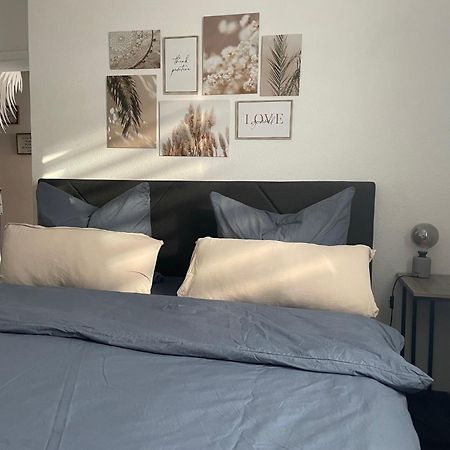Apartamento 1 Zimmer, Küche und Bad  Taunusstein Exterior foto