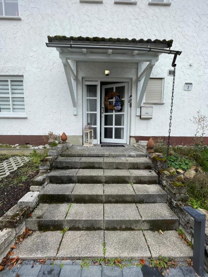 Apartamento 1 Zimmer, Küche und Bad  Taunusstein Exterior foto
