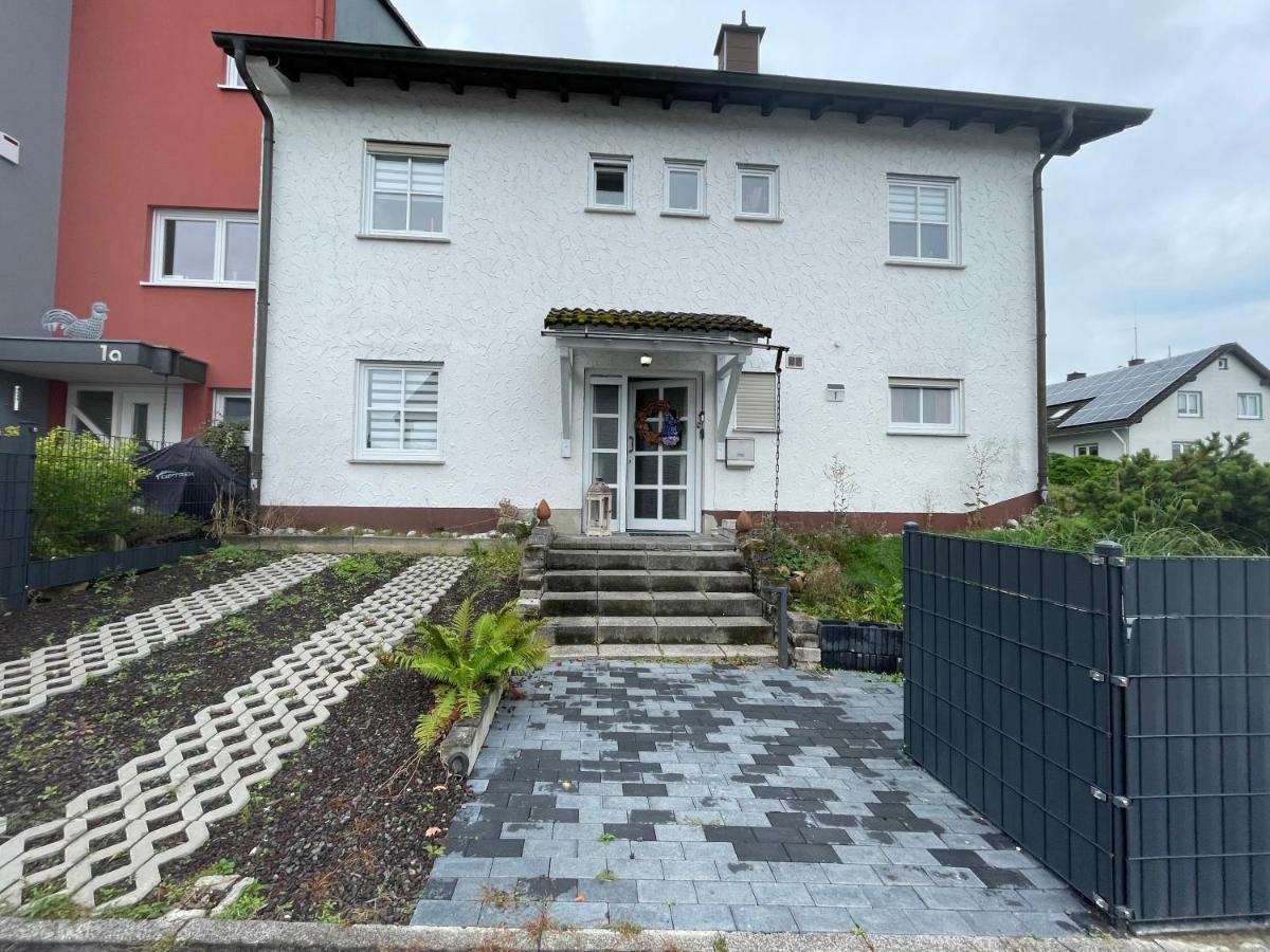 Apartamento 1 Zimmer, Küche und Bad  Taunusstein Exterior foto