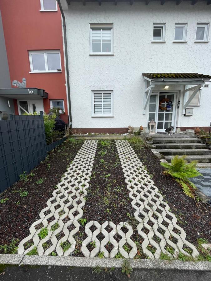 Apartamento 1 Zimmer, Küche und Bad  Taunusstein Exterior foto