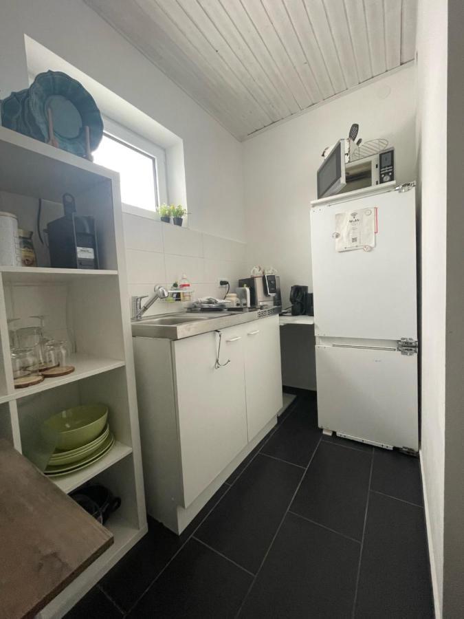 Apartamento 1 Zimmer, Küche und Bad  Taunusstein Exterior foto